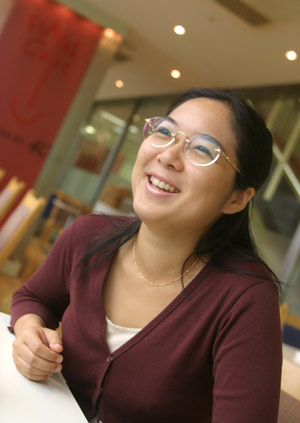 松岡友子(チェンバロ奏者 チェンバリスト）Tomoko Matsuok (Harpsichordist)